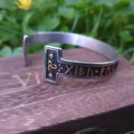 Bracelet Runes