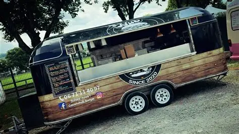 cousin hub food truck